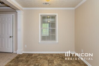 1440 Brookdale Dr in Sugar Hill, GA - Building Photo - Building Photo