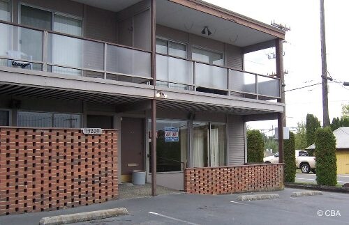 15203 8th Ave in Burien, WA - Foto de edificio