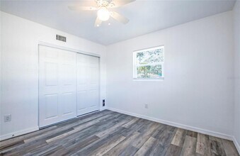 717 E Gulf Blvd in Indian Rocks Beach, FL - Building Photo - Building Photo