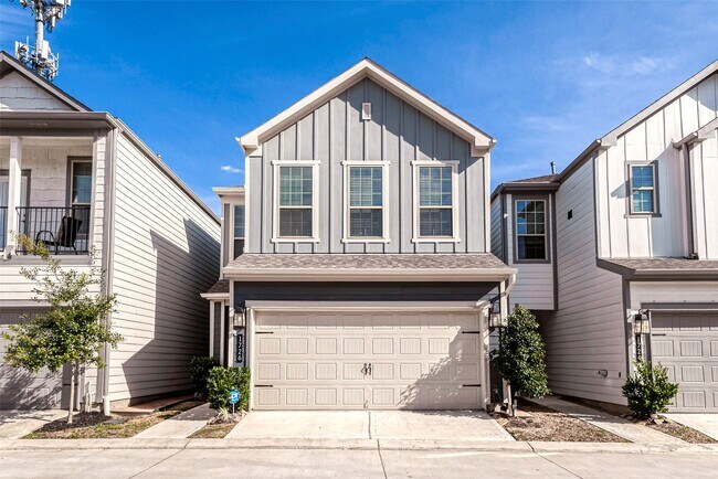 1726 Summerlyn Ter Dr in Houston, TX - Building Photo - Building Photo