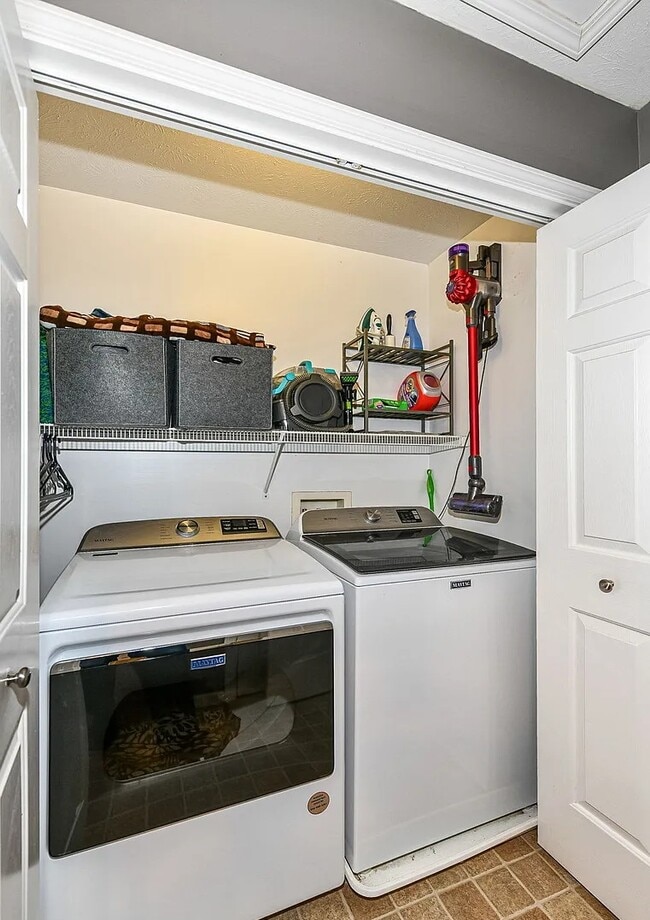 property at 2241 N Scioto St