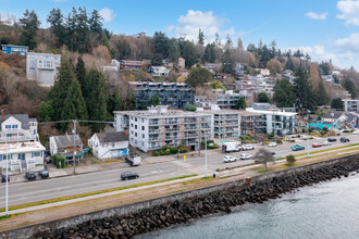 2108 Alki Ave SW in Seattle, WA - Building Photo - Building Photo