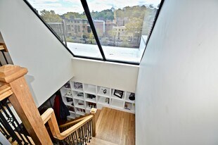 1614 Beacon St, Unit 3 in Brookline, MA - Building Photo
