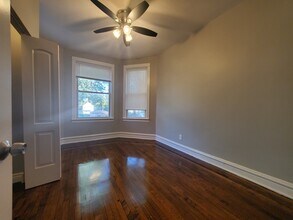 7632 S Drexel Ave in Chicago, IL - Foto de edificio - Building Photo