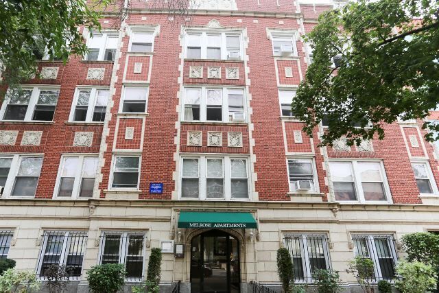 514 W Melrose in Chicago, IL - Building Photo