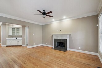 1395 Custer Way SE in Atlanta, GA - Foto de edificio - Building Photo