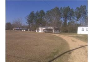 489 Columbia-Purvis Rd in Columbia, MS - Building Photo - Building Photo