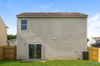 120 Wethersfield Dr in Harvest, AL - Building Photo - Building Photo