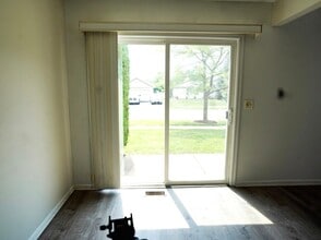 8116 160th St in Tinley Park, IL - Building Photo - Building Photo