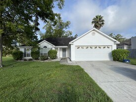 4004 Tack Trail in Valdosta, GA - Building Photo