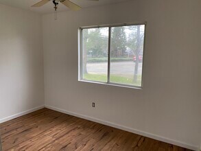 1253 Ravenshoe Way in Chico, CA - Building Photo - Building Photo