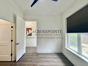 548 W Erwin St in Tyler, TX - Building Photo - Building Photo