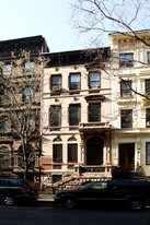 110 W 78th St in New York, NY - Building Photo