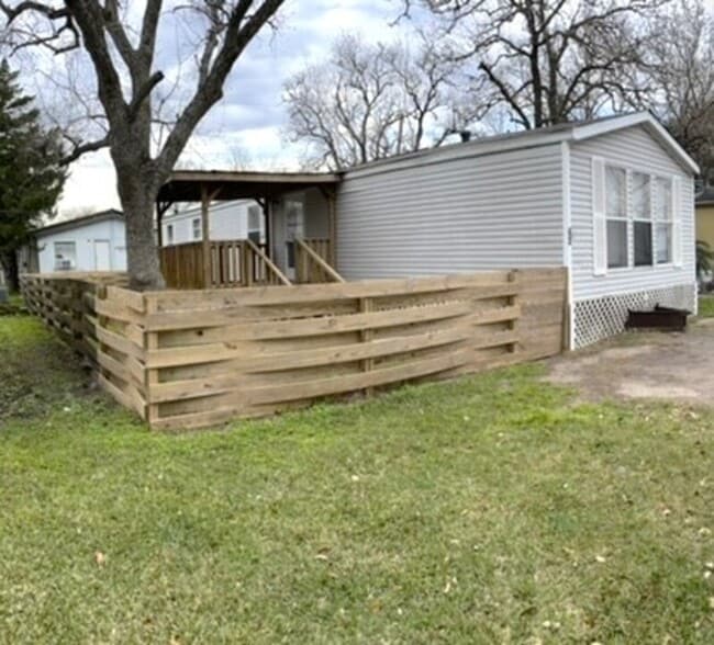 property at 775 Steele Rd