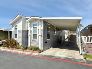 80 Huntington St in Huntington Beach, CA - Building Photo - Building Photo