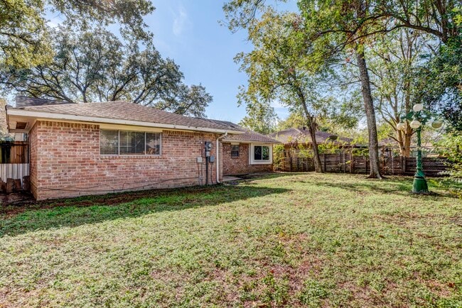 property at 330 N Forest Blvd