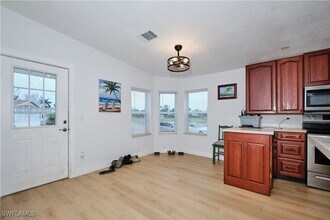 16820 Banyon Dr in Ft. Myers, FL - Building Photo - Building Photo