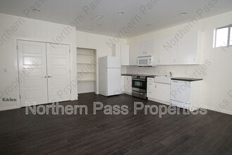 6262 Woodrow Bean Transmountain in El Paso, TX - Building Photo - Building Photo