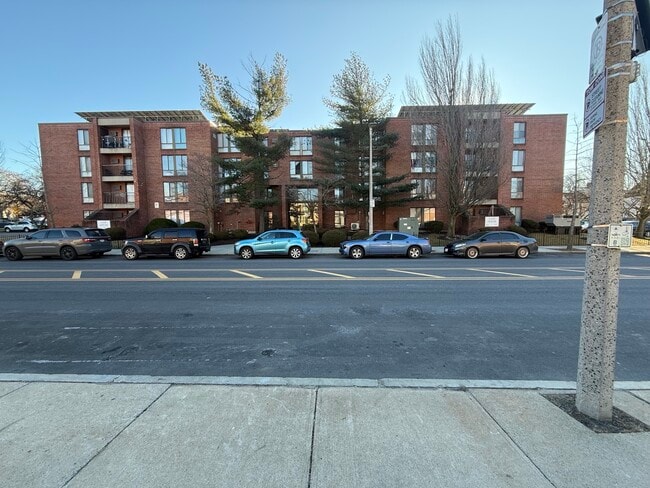 Roxbury Hills in Boston, MA - Building Photo - Building Photo