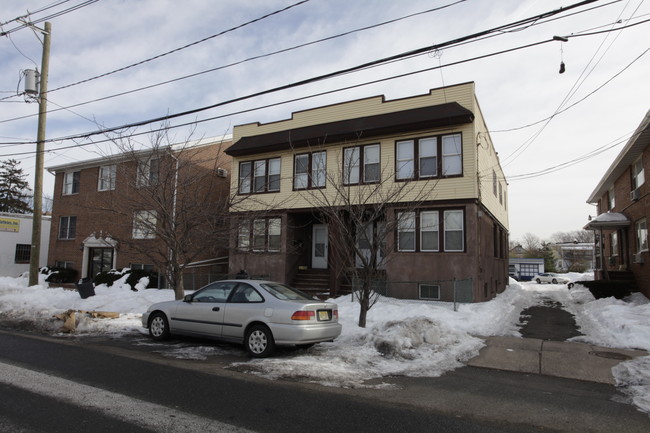 638-640 S Broad St in Elizabeth, NJ - Building Photo - Building Photo