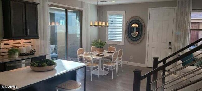 5750 W Raymond St in Phoenix, AZ - Building Photo - Building Photo