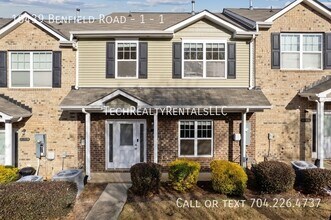10439 Benfield Rd in Charlotte, NC - Building Photo - Building Photo
