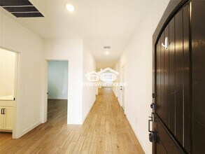 8430 Bay Rdg Cir in Beach City, TX - Building Photo - Building Photo