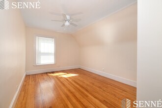 27 Hammond St, Unit 1 in Cambridge, MA - Building Photo - Building Photo
