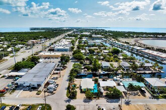 4903 49th St in Marathon, FL - Building Photo - Building Photo