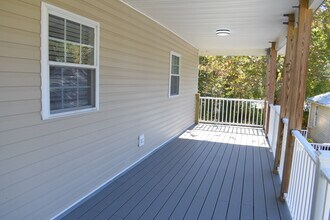 2109 Wisteria Dr in Wilmington, NC - Foto de edificio - Building Photo