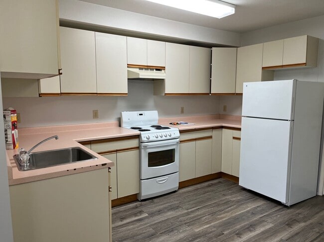 property at 5314-5346 46 Ave