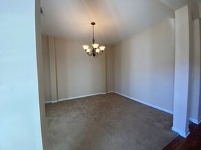 401 Barry McCaffrey Blvd in Hinesville, GA - Building Photo - Building Photo