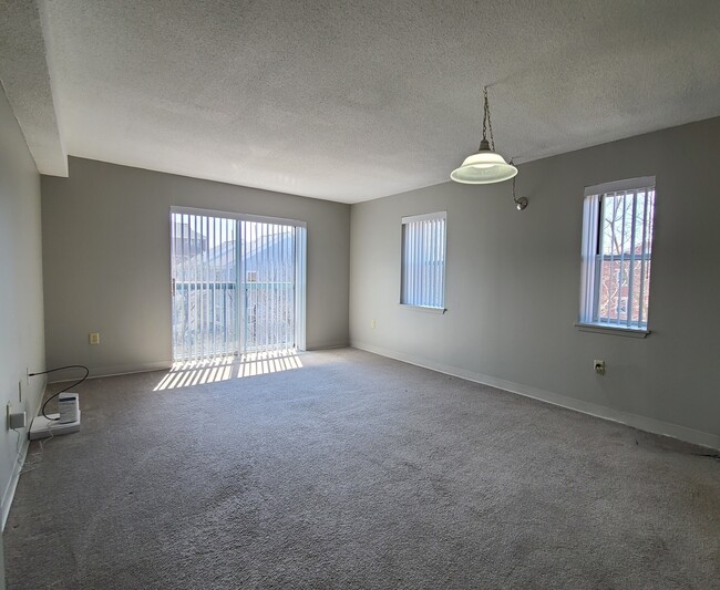 48 Peninsula Pl, Unit 3 in Boston, MA - Building Photo - Building Photo
