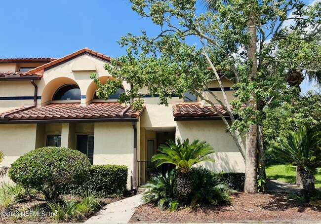 3809 La Vista Cir in Jacksonville, FL - Building Photo - Building Photo