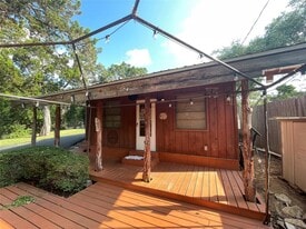 17303 E Darleen Dr in Leander, TX - Building Photo