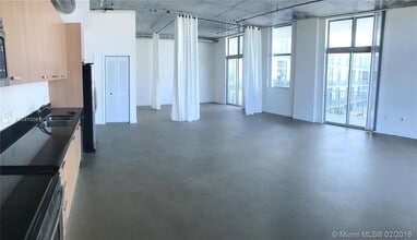 2100 Van Buren St, Unit 407 in Hollywood, FL - Building Photo - Building Photo