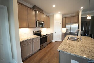 204 Joan Cir in Harvest, AL - Building Photo - Building Photo