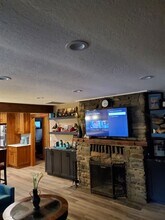 985 Elo Rd in Mccall, ID - Building Photo - Building Photo