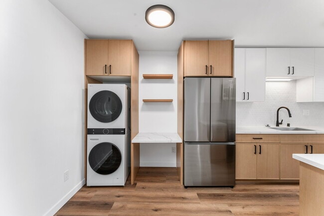 Swell Apartments