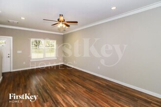 528 Carole Ln in Charlotte, NC - Building Photo - Building Photo