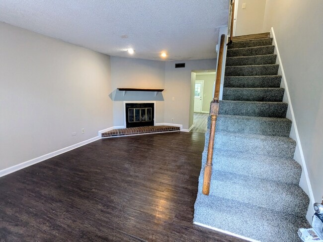 2408 Scott Valley Dr in Nashville, TN - Building Photo - Building Photo