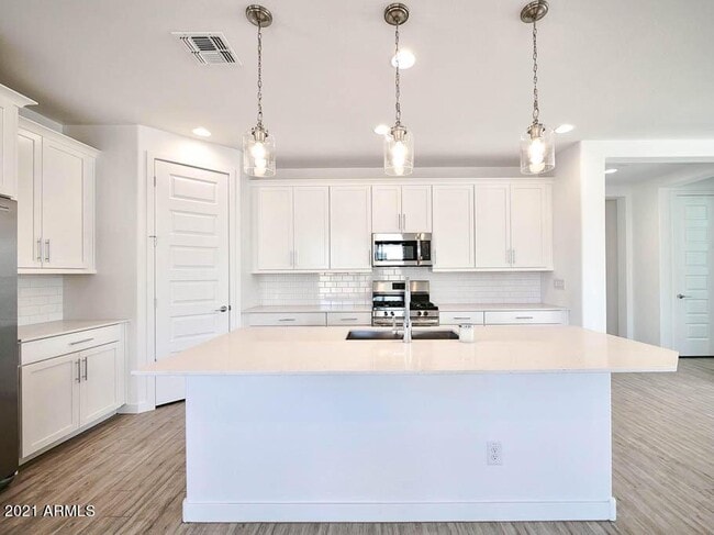 18780 W Cortez St in Surprise, AZ - Building Photo - Building Photo