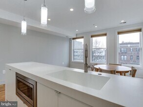 254 15th St SE in Washington, DC - Building Photo - Building Photo