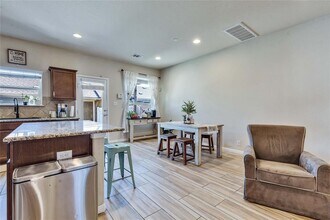 1012 Lost Pines Ln in Cedar Park, TX - Building Photo - Building Photo