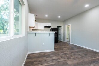 1601 S Pattie St in Wichita, KS - Building Photo - Building Photo