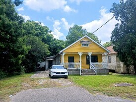 1212 Elizardi Blvd in New Orleans, LA - Building Photo