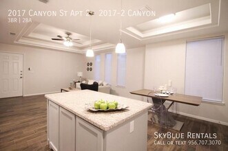 2017 Canyon St in Weslaco, TX - Building Photo - Building Photo