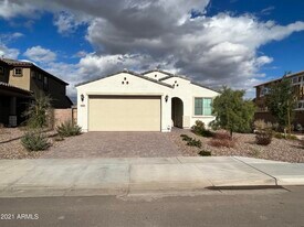 5410 W Country Garden Ln in Phoenix, AZ - Building Photo