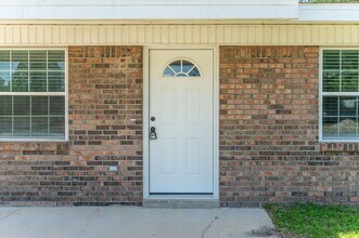 1416 Palm Blvd S in Niceville, FL - Building Photo - Building Photo