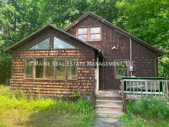 property at 5 Poplar St